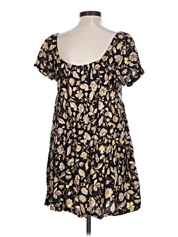 Old Navy Casual Dress (view 2)