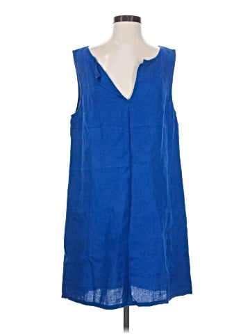 Three Dots Sleeveless T-Shirt (view 1)