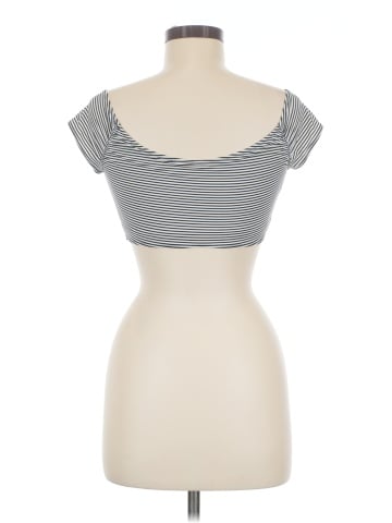 Victoria's Secret Short Sleeve T-Shirt (view 2)