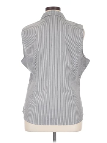 Riders by Lee Sleeveless Button-Down Shirt (view 2)