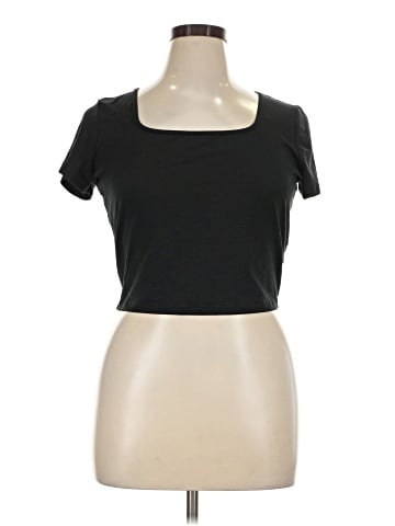 Hollister Short Sleeve T-Shirt (view 1)