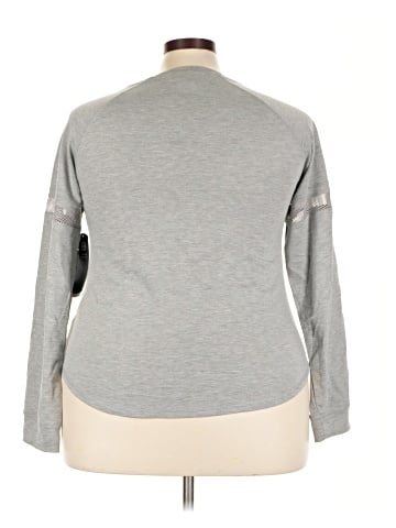Daisy Fuentes Long Sleeve T-Shirt (view 2)