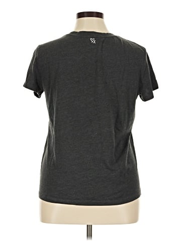 Victoria's Secret Short Sleeve T-Shirt (view 2)