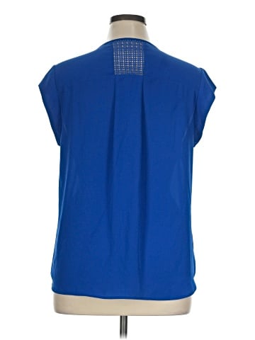 Daniel Rainn Short Sleeve Blouse (view 2)