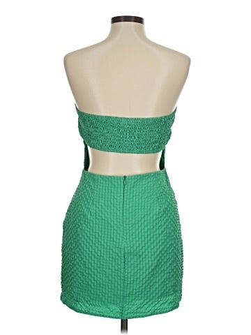 Le Lis Cocktail Dress (view 2)