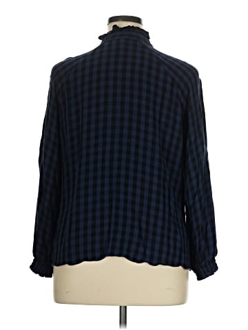 CAbi Long Sleeve Button-Down Shirt (view 2)
