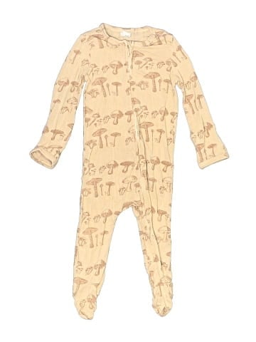Kate Quinn Organics Long Sleeve Onesie (view 1)