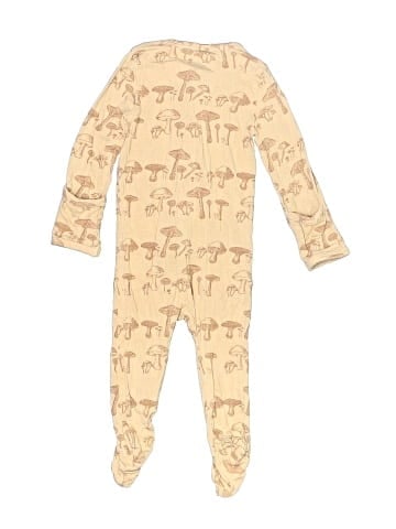 Kate Quinn Organics Long Sleeve Onesie (view 2)