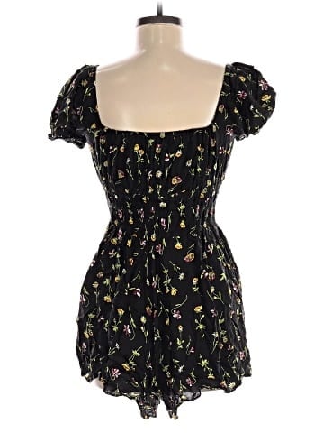 Urban Outfitters Casual Dress (view 2)