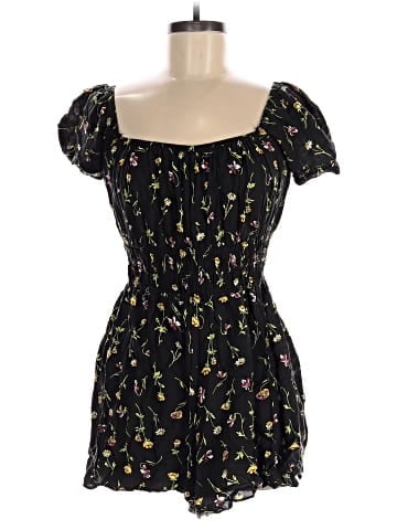 Urban Outfitters Casual Dress (view 1)
