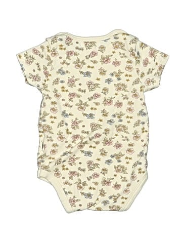 Rabbit Bear Short Sleeve Onesie (view 2)