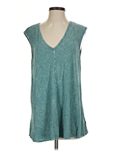 Eri + Ali Sleeveless T-Shirt (view 1)