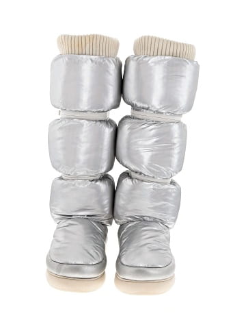 Ugg Boots (view 2)
