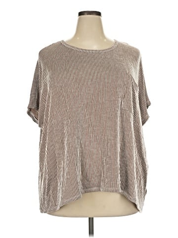 Zenana Short Sleeve Top (view 1)