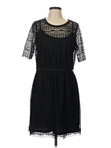 Max and Cleo Cocktail Dress (view 1)