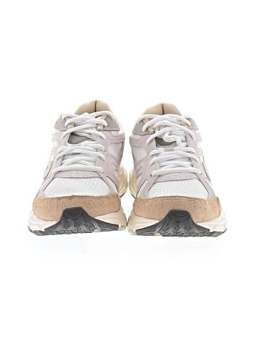 Saucony Sneakers (view 2)