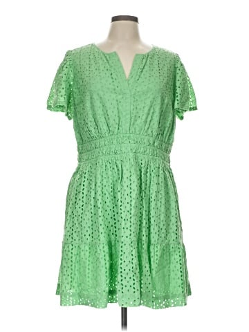 Crown & Ivy Casual Dress (view 1)