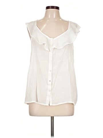 Harve Benard Sleeveless Button-Down Shirt (view 1)