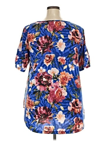 Lularoe Short Sleeve T-Shirt (view 2)