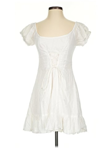 Urban Outfitters Casual Dress (view 1)