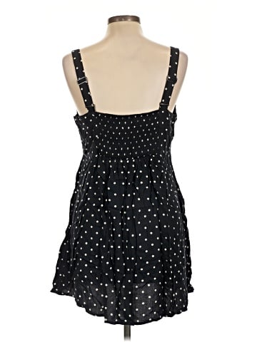 Old Navy Casual Dress (view 2)