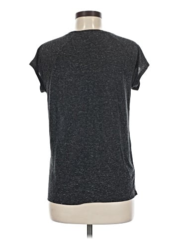 Victoria's Secret Short Sleeve T-Shirt (view 2)