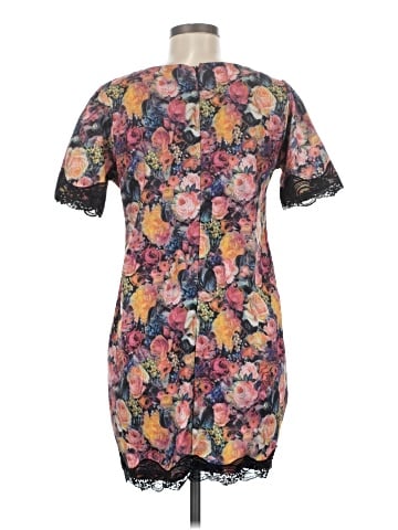 Trafaluc by Zara Casual Dress (view 2)