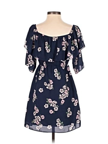 Cupcakes & Cashmere Casual Dress (view 2)