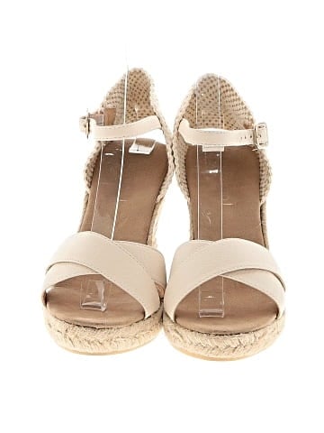 Unbranded Wedges (view 2)