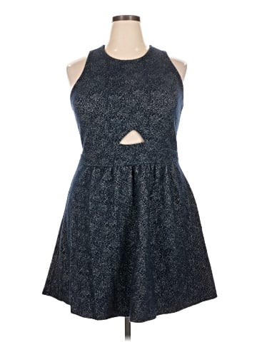 Xhilaration Casual Dress (view 1)