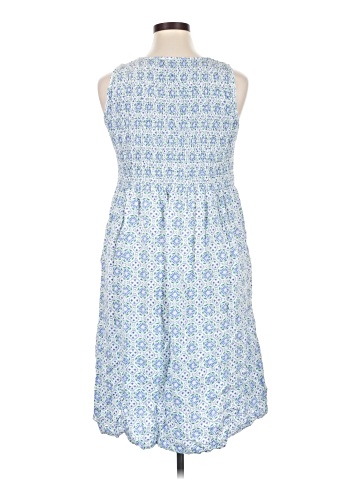 Croft & Barrow Casual Dress (view 2)