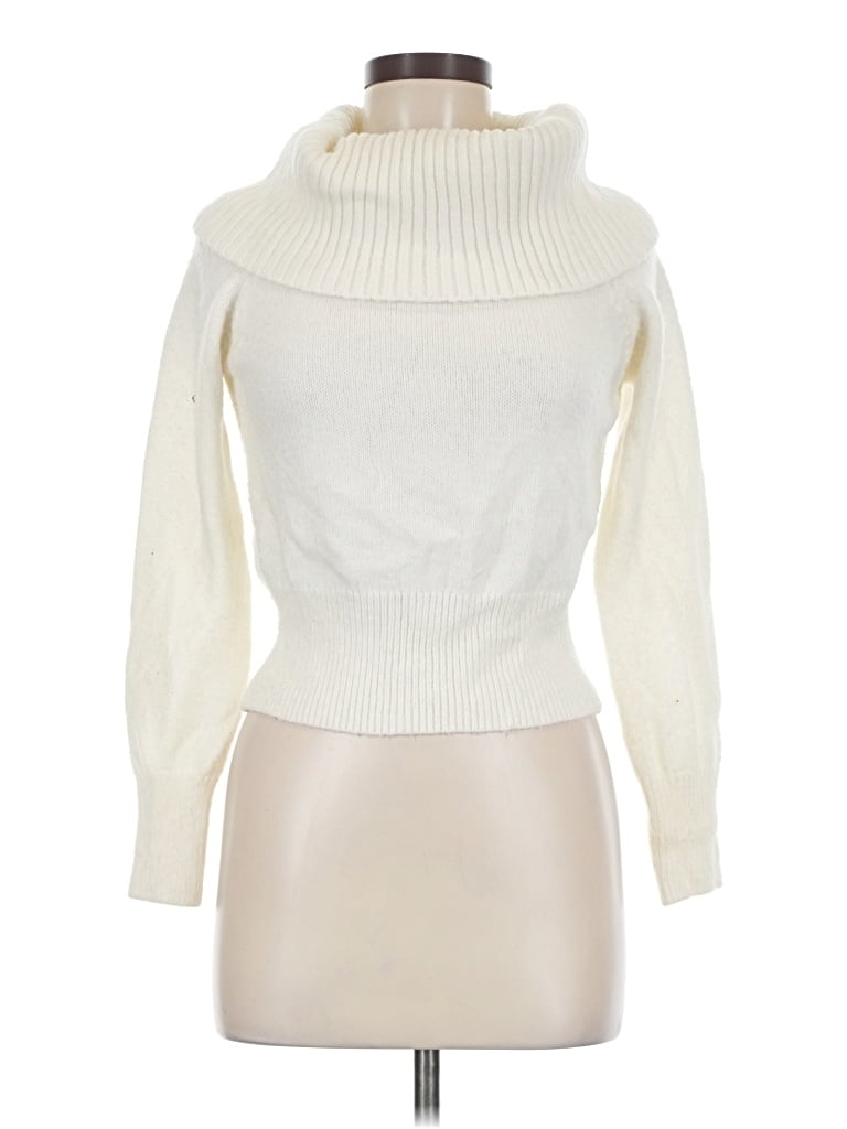 Pre-owned Jessica Simpson Turtleneck Sweater In Ivory