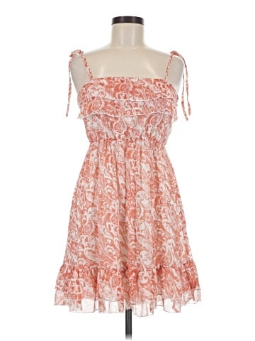 La Chapelle Casual Dress (view 1)