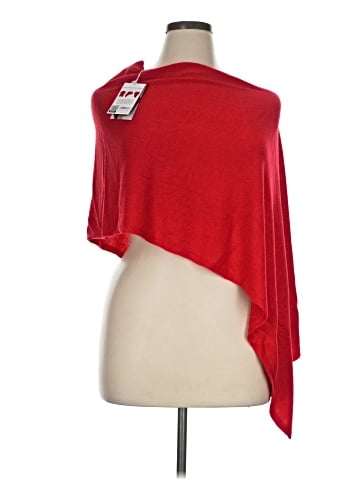 Simply Noelle Poncho (view 1)