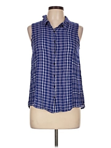 Lee Sleeveless Button-Down Shirt (view 1)