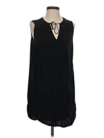 Old Navy Casual Dress (view 1)