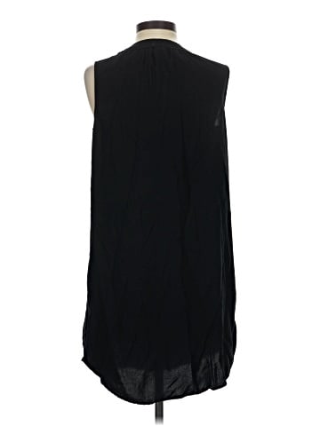 Old Navy Casual Dress (view 2)