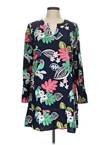 Crown & Ivy Casual Dress (view 1)