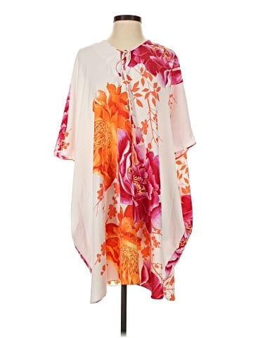 Natori Kimono (view 1)