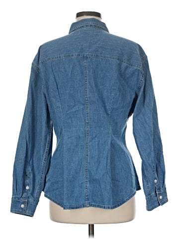 Madewell Denim Darted Button-Up Shirt in Winnset Wash (view 2)