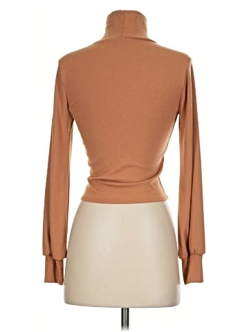 Vestique Long Sleeve Top (view 2)