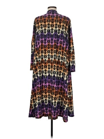Lularoe Cardigan (view 2)