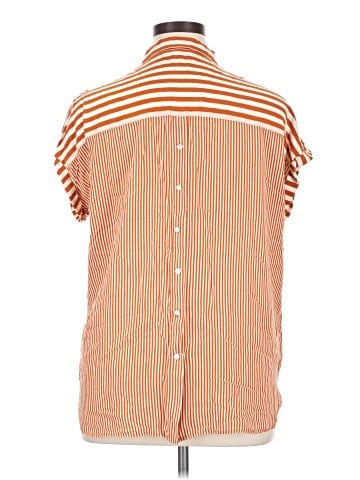 Jane and Delancey Short Sleeve Blouse (view 2)