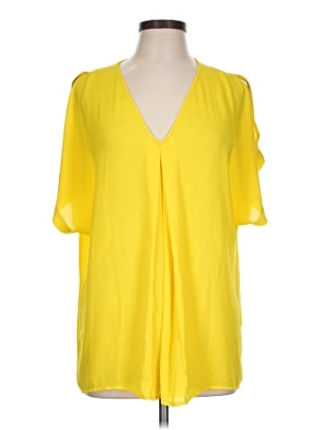 Violet & Claire Short Sleeve Blouse (view 1)