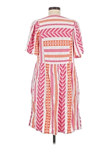 Old Navy Casual Dress (view 2)