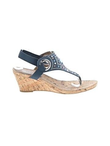 White Mountain Wedges (view 1)