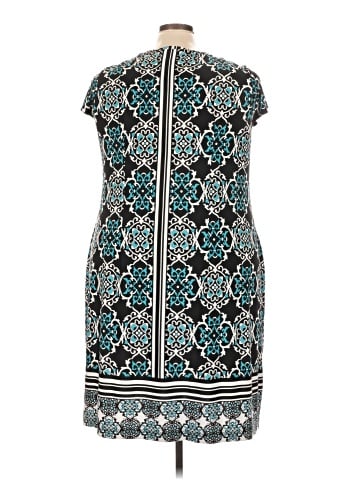 Signature Casual Dress (view 2)