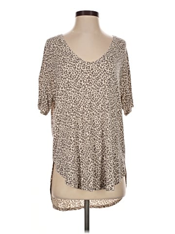 American Eagle Outfitters Short Sleeve T-Shirt (view 1)