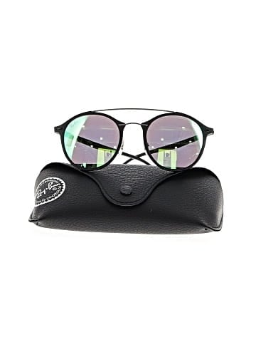 Ray-Ban Sunglasses (view 2)