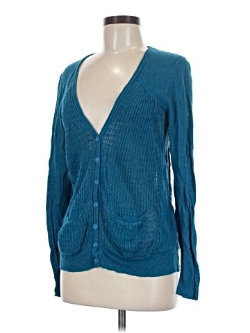 Sparrow Cardigan (view 1)
